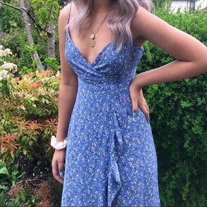 Forever 21 Dresses - Midi Dress Forever 21 Dresses - Midi Dress